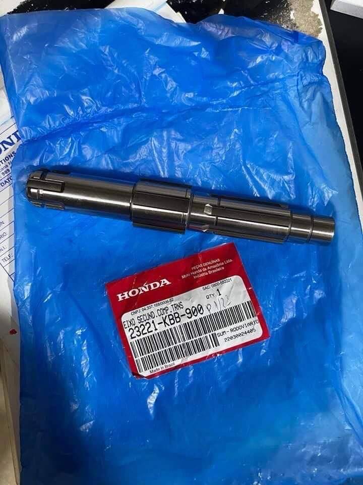 Eje Motriz Honda XL200 Original Referencia 23221-KBB-900